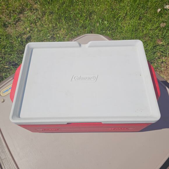 Vintage Red Coleman Party Stacker Cooler 24-Can Model 6225 USA Stackable 0425 - Picture 2 of 2